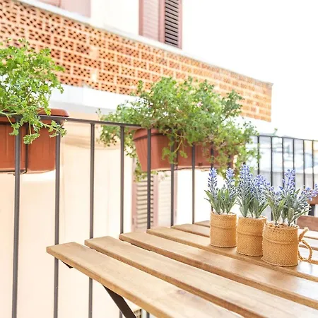 Elune Bed & Breakfast 3*