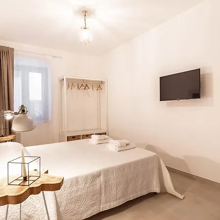 Elune Bed & Breakfast